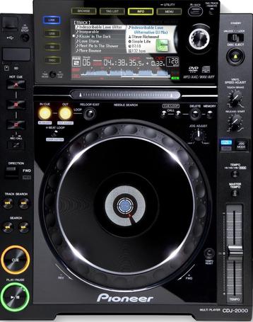 Set van 2 stuks Pioneer CDJ 2000 CDJ2000 USB Media players beschikbaar voor biedingen