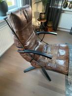 Comfortabele Draaifauteuil, Ophalen, Gebruikt, Leer, 75 tot 100 cm