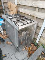Gratis af te halen: Gasfornuis met oven in Zoetermeer, Witgoed en Apparatuur, Gebruikt, Gas, Vrijstaand, 4 kookzones