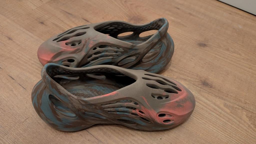 Yeezy Foam Runner US 11 MX Sand Grey, Kleding | Heren, Schoenen, Overige kleuren, Klompen, Ophalen of Verzenden, Adidas