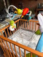 Box met kleed +mobiel+babygym, Kinderen en Baby's, Boxen, Ophalen, Gebruikt, Lade