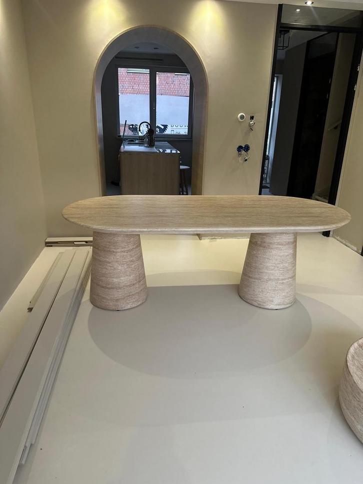 Japandi Ovale Eettafel Travertin Look 220x95cm - Nieuw, Huis en Inrichting, Tafels | Eettafels, Nieuw, 50 tot 100 cm, 200 cm of meer