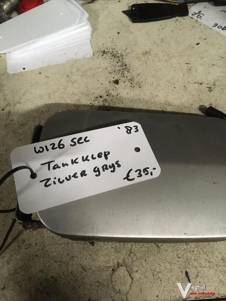 w126 sec tankklep zilvergrijs '83, Auto-onderdelen, Carrosserie en Plaatwerk, Deur, Gebruikt, Ophalen of Verzenden