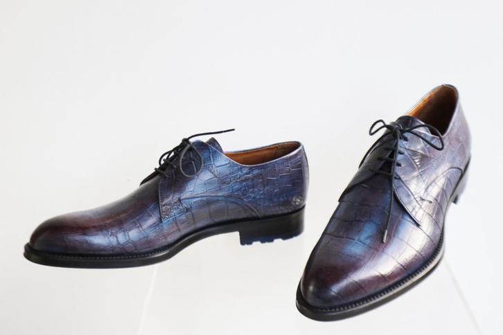 Nieuw of bijna nieuw! Francesco Benigno maat 8.5 = maat 42.5, Kleding | Heren, Schoenen, Nieuw, Veterschoenen, Blauw, Ophalen of Verzenden