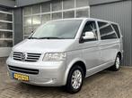 Volkswagen Transporter 2.5 TDI DC Invalide vervoer Caravelle, Auto's, Bestelauto's, Voorwielaandrijving, Stof, Gebruikt, Zwart