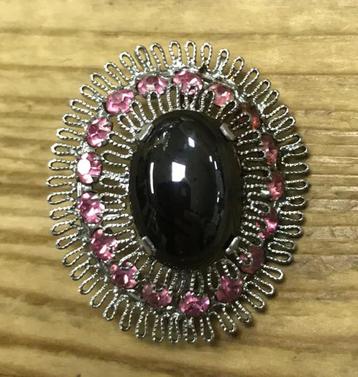 Vintage broche rose-zwart beschikbaar voor biedingen