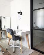 Bureau TAMHOLT JYSK met stoel SPORREN Ikea, Huis en Inrichting, Bureaus, Ophalen, Gebruikt, Bureau