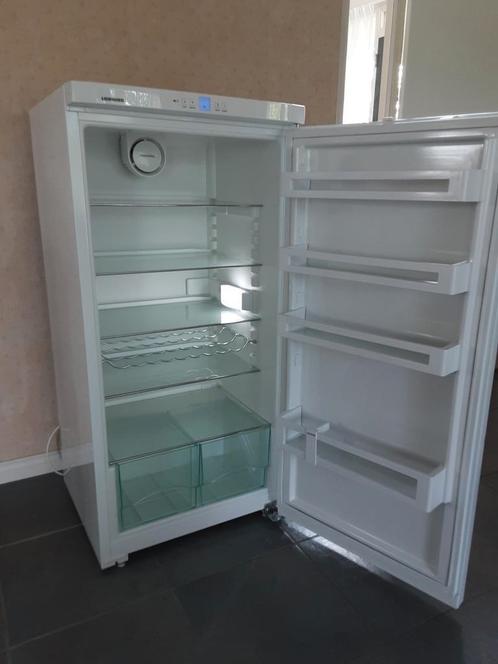 Liebherr koelkast, 125 cm hoog, Witgoed en Apparatuur, Koelkasten en IJskasten, Zo goed als nieuw, Zonder vriesvak, 200 liter of meer
