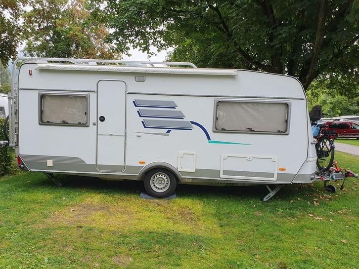 Eriba nova 532, Caravans en Kamperen, Caravans, Particulier, tot en met 4, 1250 - 1500 kg, Rondzit, Eriba, Frans bed, 5 tot 6 meter