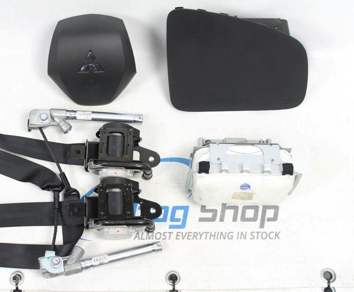 Airbag set - Dashboard paneel Mitsubishi Space Star 2012-..., Auto-onderdelen, Dashboard en Schakelaars