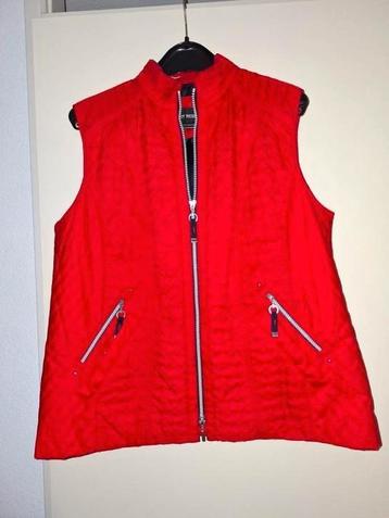 Rode bodywarmer van Gerry Weber maat 46 beschikbaar voor biedingen