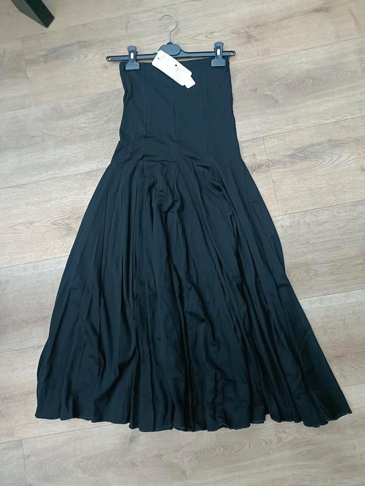 Agiva 1014 flamenco dans rok zwart lang nieuw 36, 48
Nieuw
4, Sport en Fitness, Dansen, Nieuw, Kleding, Ophalen of Verzenden