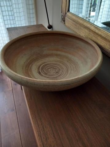 Grote keramiek aardewerk schaal 5 Kilo 45cm/14cm Geldrop ehv beschikbaar voor biedingen