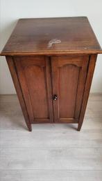 Mooie oude platenkast in goeie konditie, Antiek en Kunst, Ophalen of Verzenden