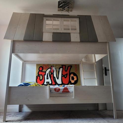 Hoogslaper met huisje, Kinderen en Baby's, Kinderkamer | Stapelbedden en Hoogslapers, Zo goed als nieuw, Hoogslaper, Ophalen