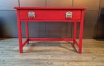 Bureau voor kinderkamer: Stoer Rood Robuust Hout, Huis en Inrichting, Bureaus, Ophalen, Gebruikt, Bureau