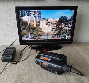 SONY TR 401 E ANALOOG VIDEOCAMERA voor de VIDEO 8 BANDJES beschikbaar voor biedingen
