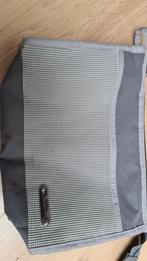 Grijze Adventure Shopper Tas toilettas, Ophalen of Verzenden, Zo goed als nieuw, Grijs, Shopper