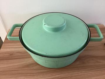 Grote zware gietijzeren pan braadpan mintgroen 25 cm  beschikbaar voor biedingen