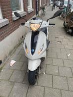 Piaggo fly, Fietsen en Brommers, Ophalen of Verzenden, Zo goed als nieuw, Benzine, Piaggio