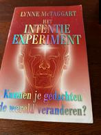 Het intentie-experiment - Lynne Mctaggart, Boeken, Ophalen of Verzenden, Zo goed als nieuw, Spiritualiteit algemeen, Overige typen