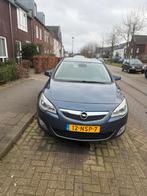 Opel Astra 1.4 Turbo Ecotec A/C | Navi | Trekhaak | CC, Auto's, Voorwielaandrijving, 4 cilinders, Blauw, Leder en Stof