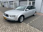 Audi A4 avant 3.0 Quattro 2002 Grijs, Auto's, Automaat, 1800 kg, Zwart, A4
