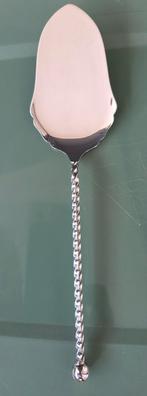 verzilverde taartschep met fijn gedraaide steel, Antiek en Kunst, Antiek | Bestek, Ophalen of Verzenden