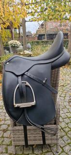 Wintec 500 Hart dressuurzadel 18 inch met veel extra's, Ophalen, Zo goed als nieuw, Dressuur