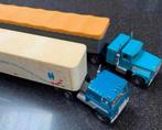 2 Ertl vrachtwagens kenworth en mack, Hobby en Vrije tijd, Modelauto's | Overige schalen, Ophalen of Verzenden, Gebruikt