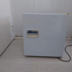 Mini koelkast met vriesvak, Witgoed en Apparatuur, Ophalen, Minder dan 85 cm, Minder dan 75 liter, 45 tot 60 cm