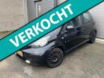 Toyota Aygo 1.0-12V + sport, Voorwielaandrijving, Gebruikt, 4 stoelen, Origineel Nederlands