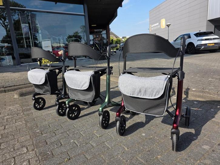 NIEUW ! Carbon rollator ; ultra licht en stevig!, Diversen, Rollators, Nieuw, Lichtgewicht, Ophalen