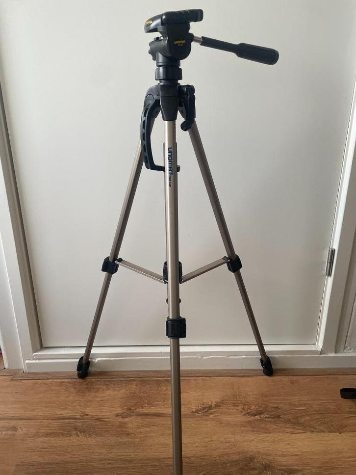 Unomat SVA 3000 - Camera statief, Audio, Tv en Foto, Fotografie | Statieven en Balhoofden, Zo goed als nieuw, Driepoot, 150 tot 175 cm