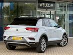 Volkswagen T-Roc 1.5 TSI DSG Sport Virtual|Sportstoelen|Full, Stof, 4 cilinders, 150 pk, Wit