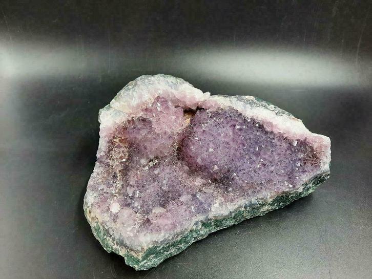 Grote Amethist Cluster Brazilië (Z1) Kristal, Verzamelen, Mineralen en Fossielen, Mineraal, Ophalen of Verzenden