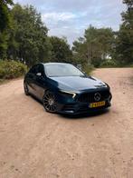 Mercedes A-klasse AMG A35 Sedan 4MATIC|PANO|360|ACC|19’, Auto's, 1800 kg, 4 cilinders, Blauw, Leder