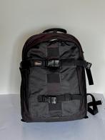LOWEPRO - Pro Runner 350 AW fototas + regencover, Ophalen of Verzenden, Zo goed als nieuw, Rugtas, Lowepro