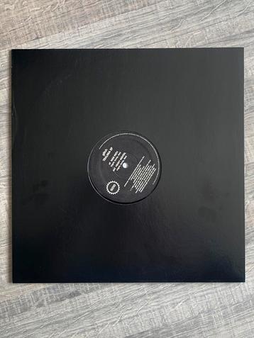 Glitch - Trauma EP beschikbaar voor biedingen