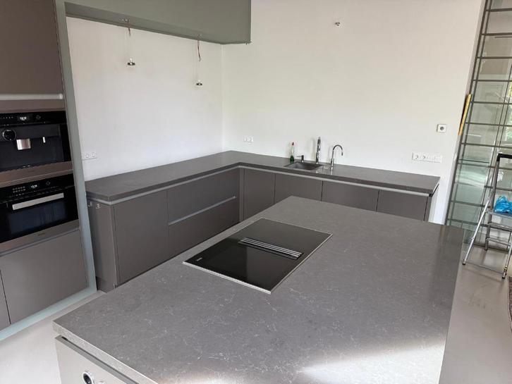 Composiet keukenblad, wasbak en Quooker kranen, Huis en Inrichting, Keuken | Keukenelementen, Zo goed als nieuw, Minder dan 100 cm