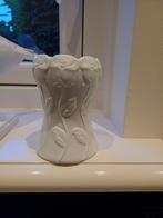 Apart vintage vaasje van R&B Ritzenhoff & Breker  13X9 cm, Wit, Aardewerk of Porselein, Ophalen of Verzenden, Zo goed als nieuw