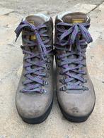 Meindl bergschoenen maat 7,5 (41), Meindl, Bruin, Gedragen, Wandelschoenen
