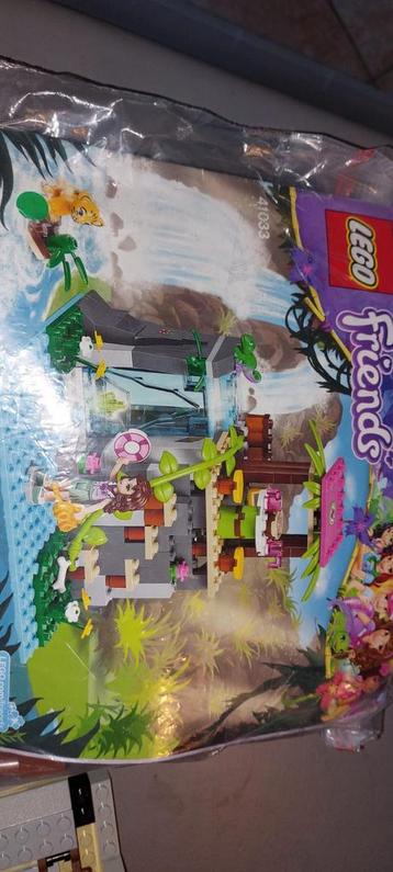 LEGO Friends Jungle Waterval Reddingsactie 41033 beschikbaar voor biedingen