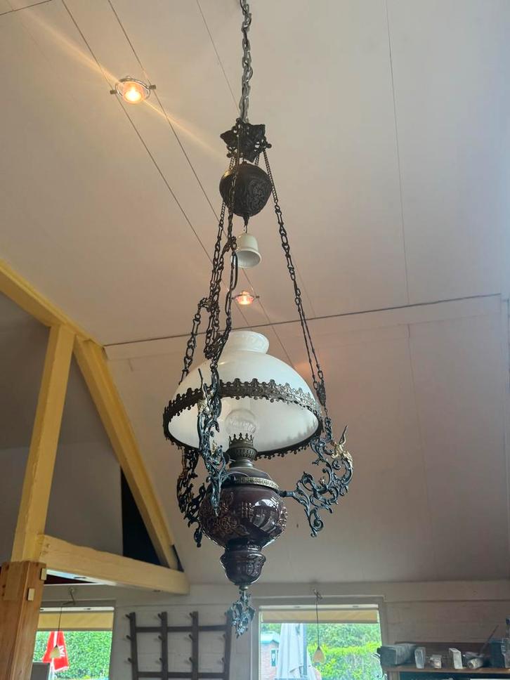 Antieke Hanglamp met Glas en Metaal, Huis en Inrichting, Lampen | Hanglampen, Gebruikt, Minder dan 50 cm, Glas, Ophalen of Verzenden