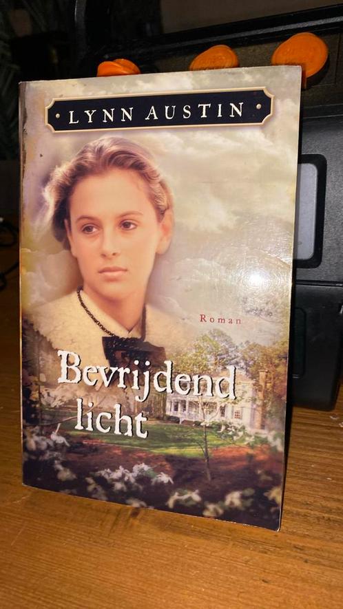 Lynn Austin - Bevrijdend licht, Boeken, Literatuur, Zo goed als nieuw, Ophalen of Verzenden