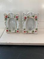 2x brocante fotolijstjes met mooie roosjes 9 x 12 cm, Ophalen of Verzenden