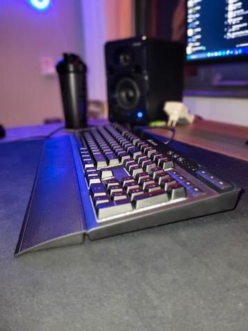 Corsair Gaming K55 RGB Toetsenbord + Afneembare Polssteun