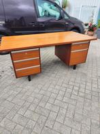 Groot vintage directiebureau gemaakt in de jaren ’60, Ophalen, Huis en Inrichting