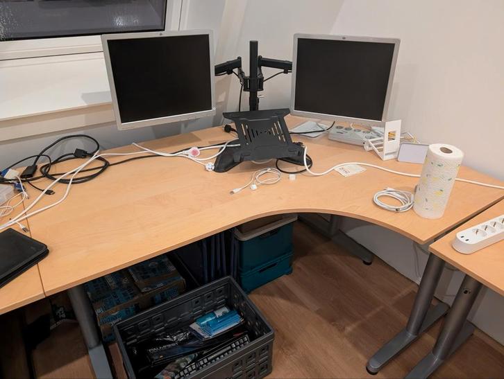 Ikea Galant Hoekbureau (160x120) + recht bureau (120x60), Huis en Inrichting, Bureaus, Gebruikt, Bureau, In hoogte verstelbaar