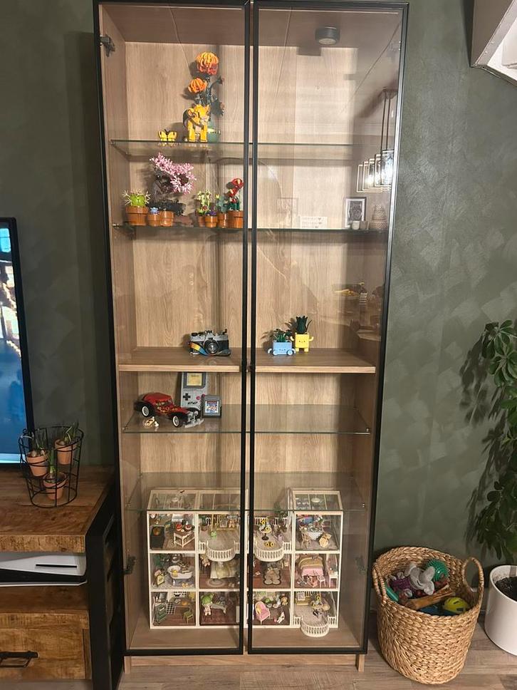 Ikea billy boekenkast met vitrine deuren, Huis en Inrichting, Kasten | Vitrinekasten, Zo goed als nieuw, 200 cm of meer, 50 tot 100 cm